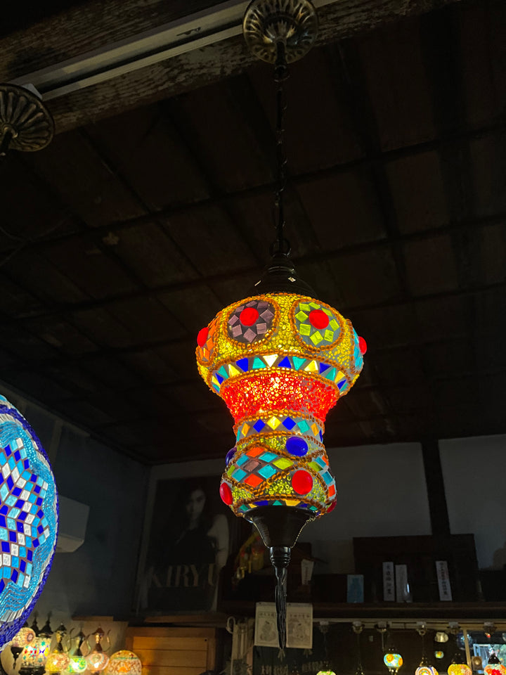 ひょうたん型ペンダントランプ