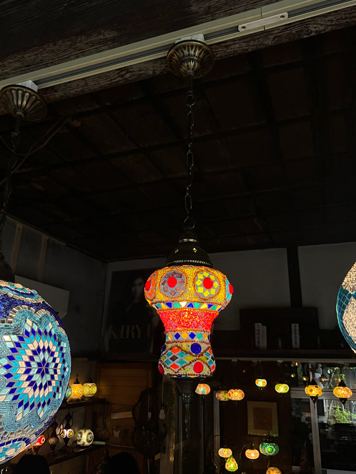 ひょうたん型ペンダントランプ